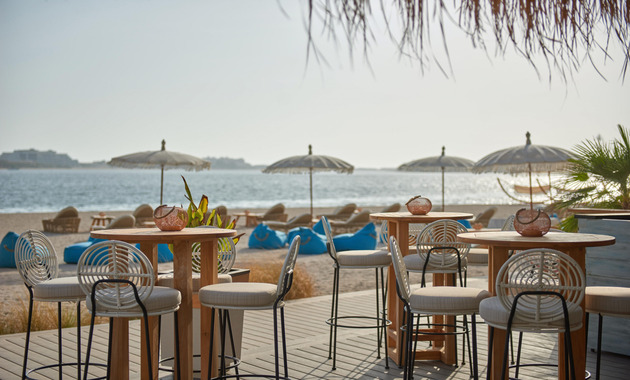 restaurant at the beach side in dubai