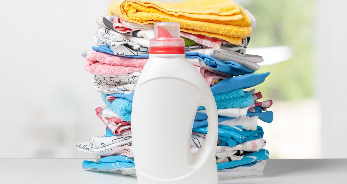 Pros and Cons of Fabric Softener to Keep in Mind