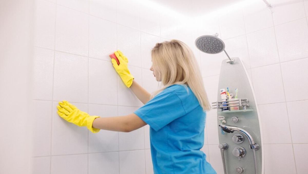 101 Guide on How to Clean Bathroom Tiles Cleaning Tips