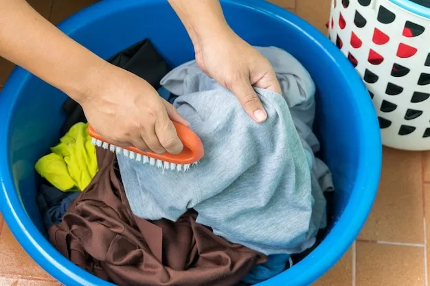 methods to remove sand from clothes at home