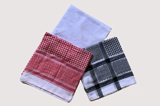 understanding the fabric of a white ghutra before ironing